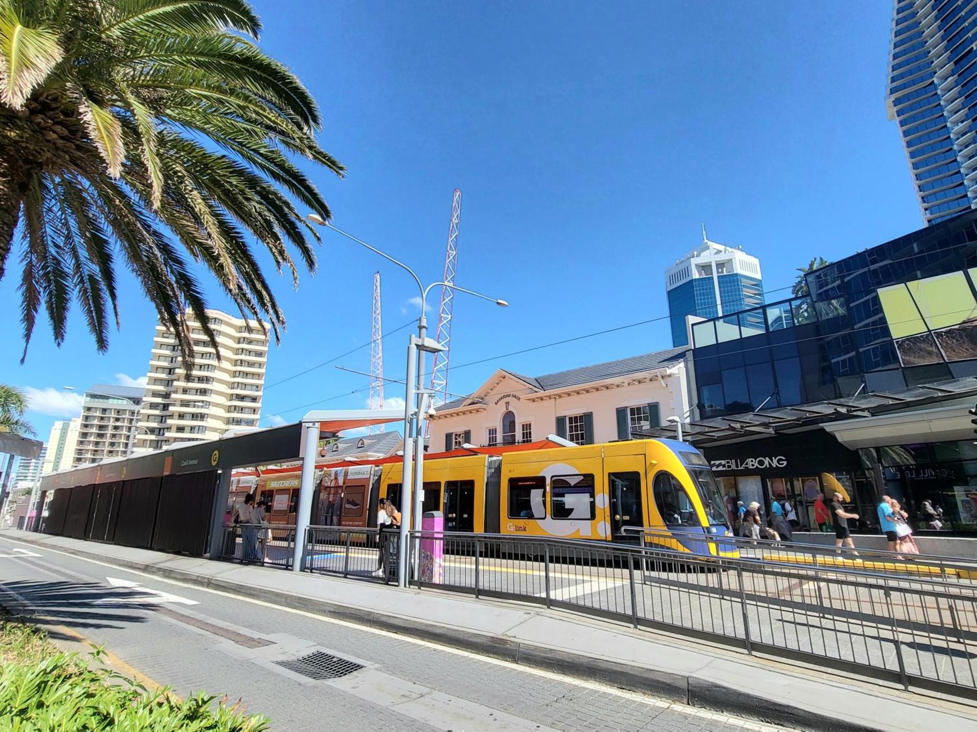 Beachside Apartment In The Heart Of Surfers Paradise - Free Parking Gold Coast Kültér fotó