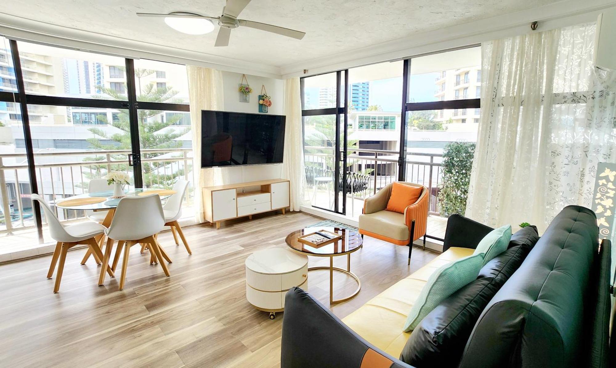 Beachside Apartment In The Heart Of Surfers Paradise - Free Parking Gold Coast Kültér fotó